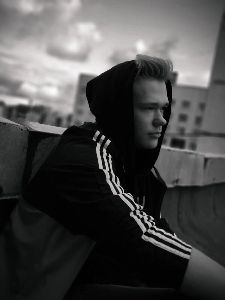  36630885  , 22 ,    -