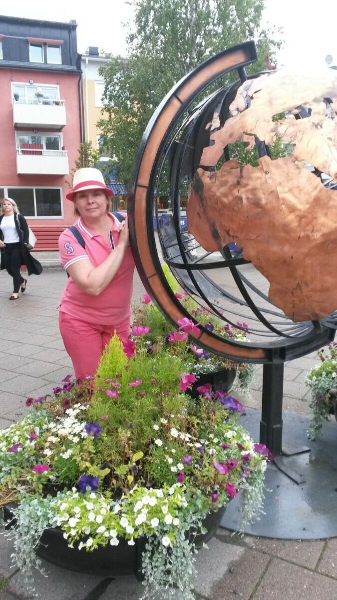  -,   Svetlana, 62 ,  