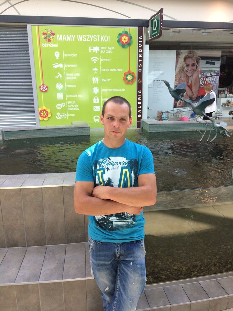  11115925  Viktor, 33 ,    Lomianki