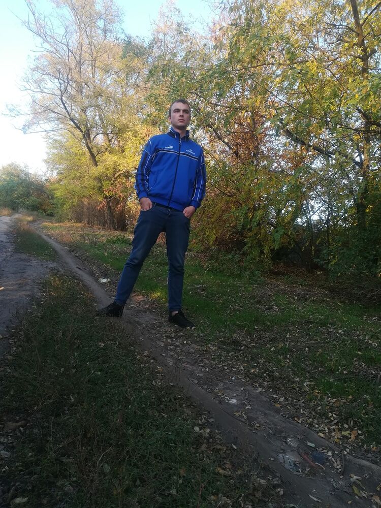  17932765  Sasha, 27 ,    