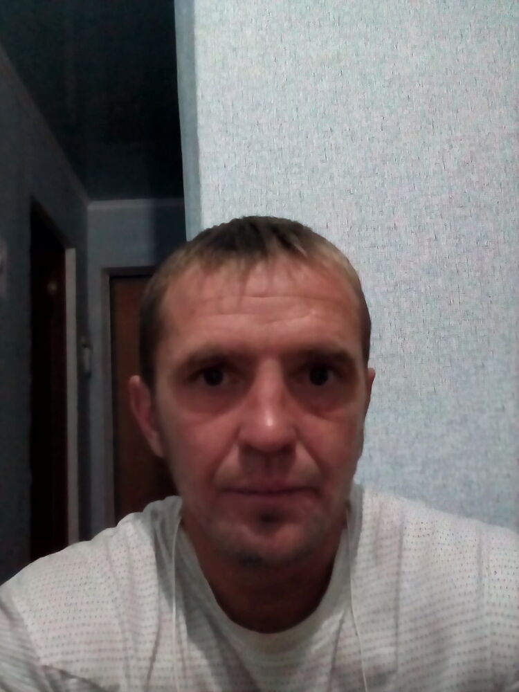  18238015  , 42 ,    