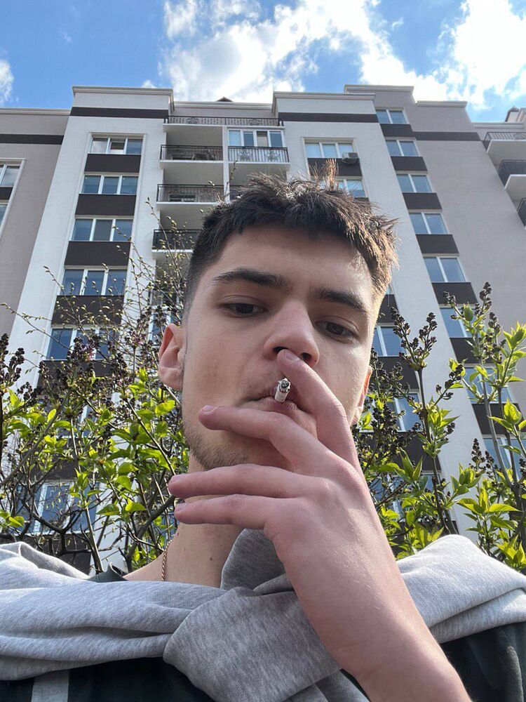  44773745  Strickzi, 24 ,    