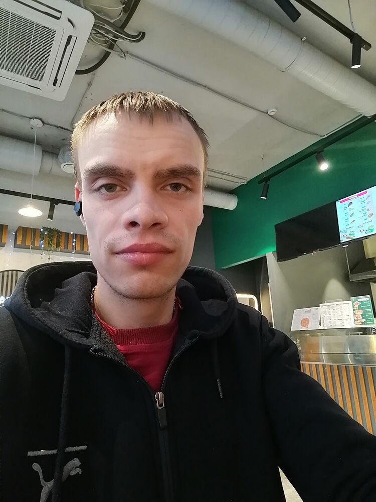  49409275  , 28 ,    