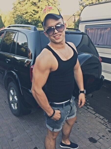  6360355  Alexander, 31 ,    