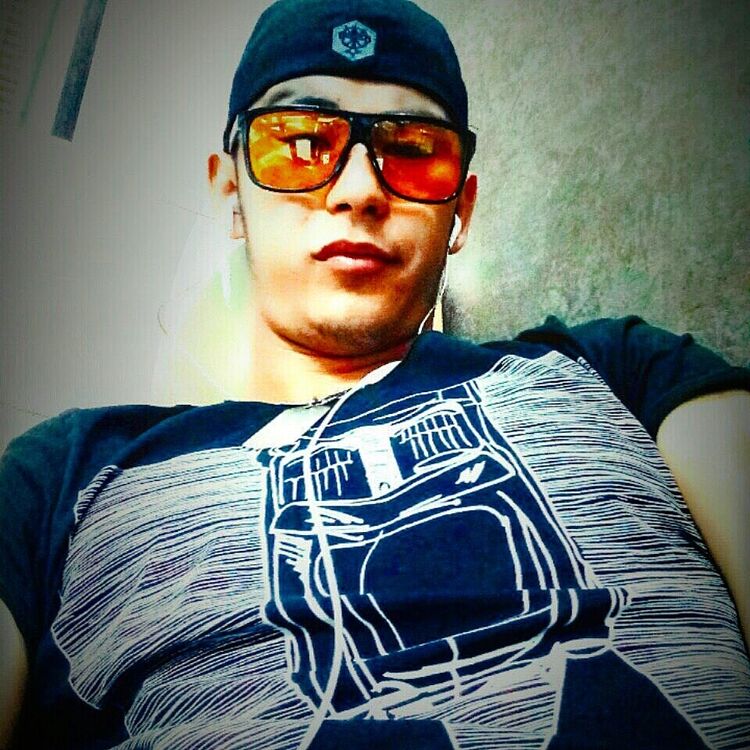 ,   Ruslan, 32 ,   ,   , c 