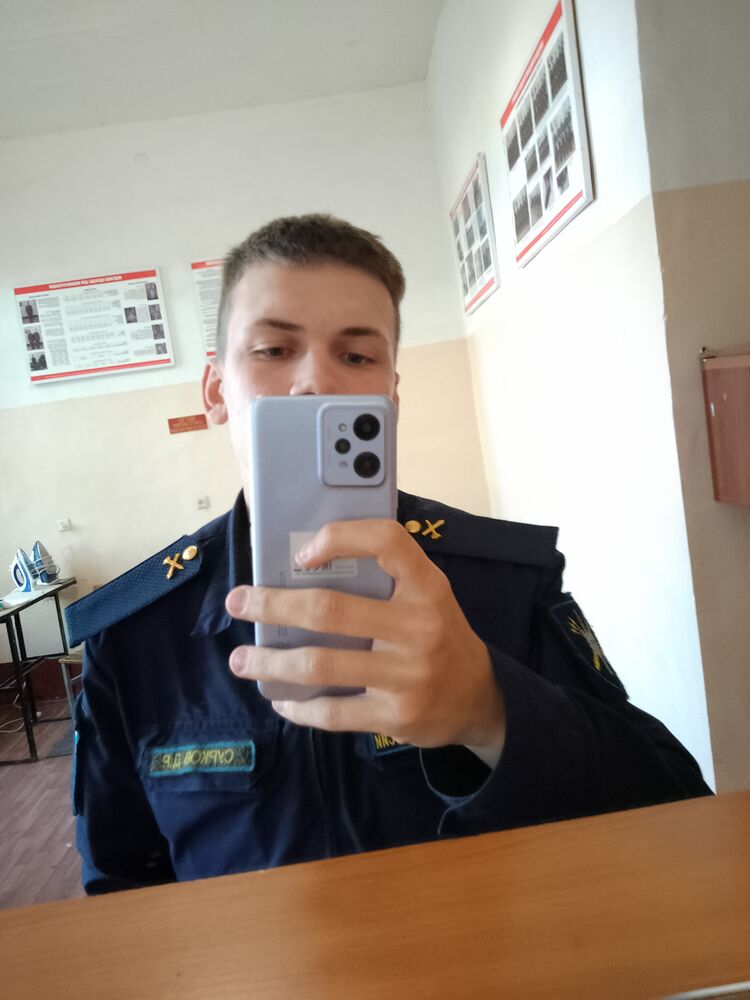  35711035  , 22 ,    