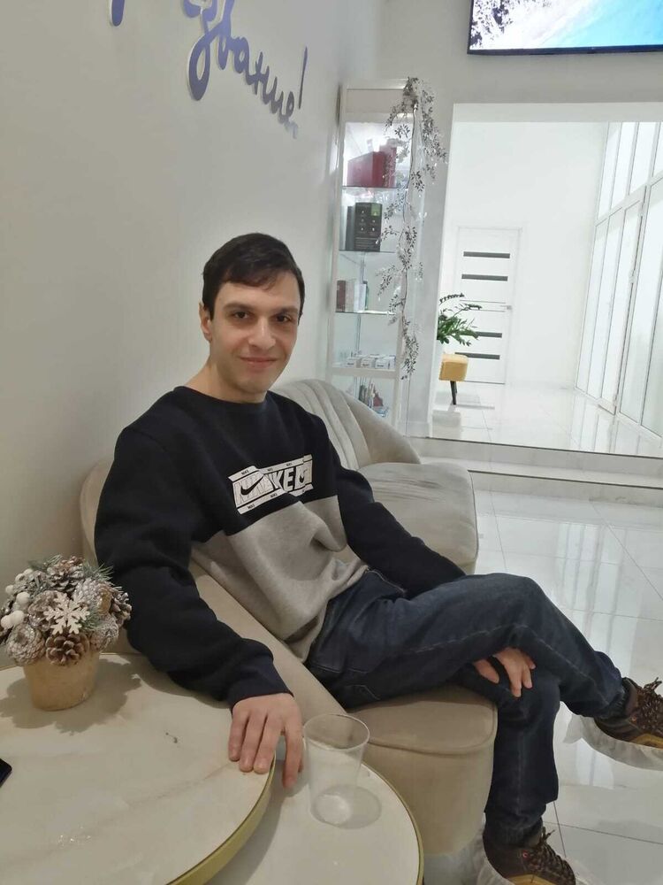  42245535  Edmon, 28 ,    --