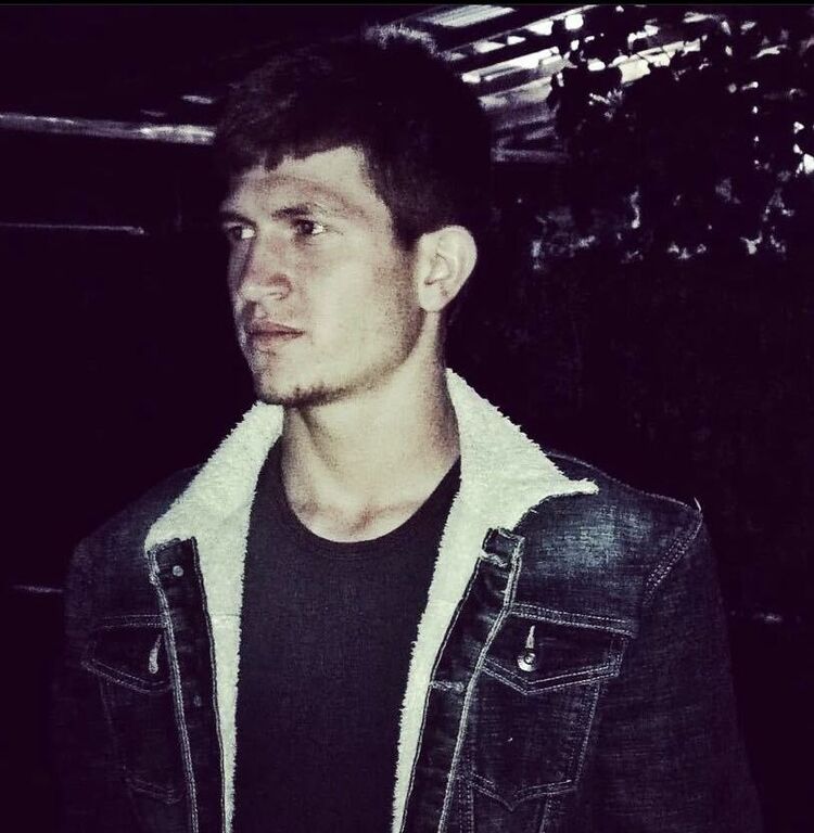  ,   Alex, 25 ,   ,   