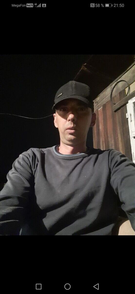  ,   Andrei, 41 ,   ,   , c 