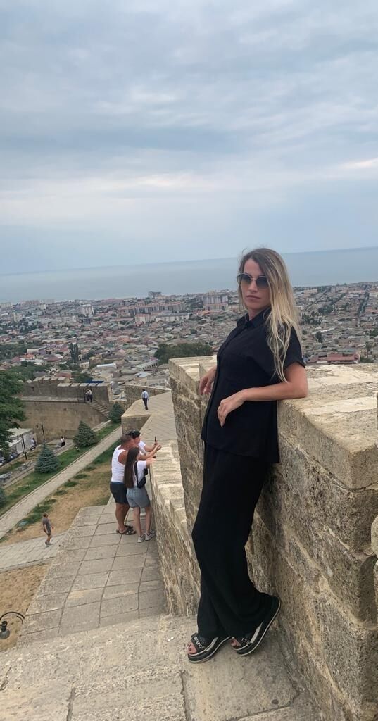  41213785  Mari, 34 ,    