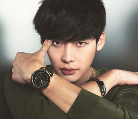 ���� 35664705 ������� FWB, 32 ����, ���� ���������� � ������