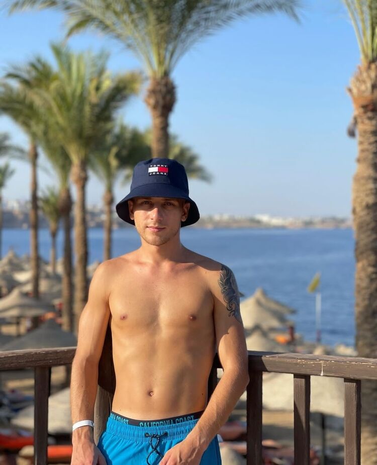 ���� 42292175 ������� �������, 32 ����, ���� ���������� � ������