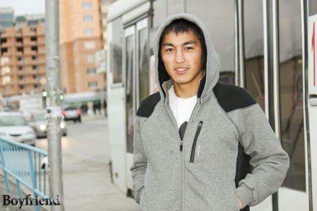  8756905  Baibol, 34 ,    