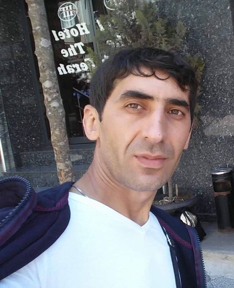 ���� 18834915 ������� Hrach, 44 ����, ���� ���������� � �������