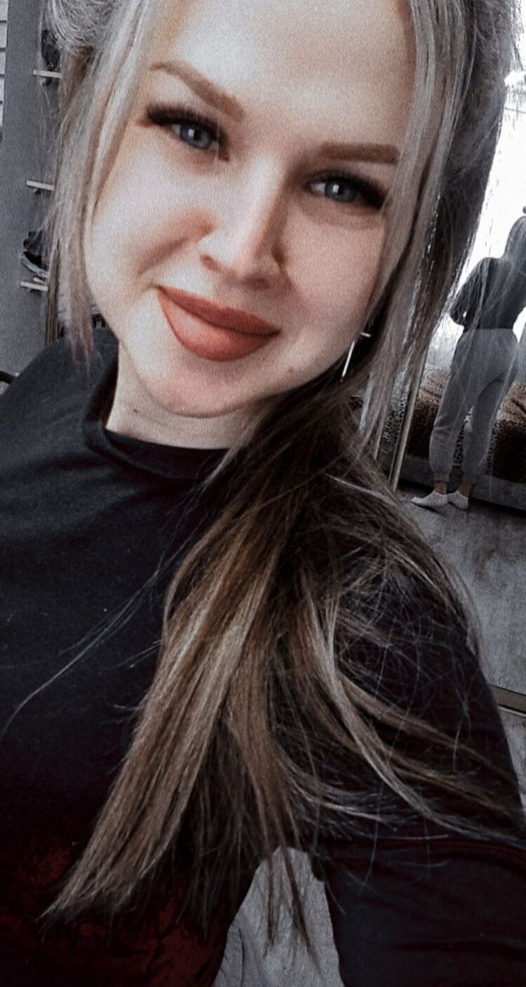  ,   Vika, 28 ,   