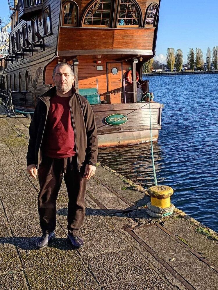  54514765  , 41 ,    Dortmund