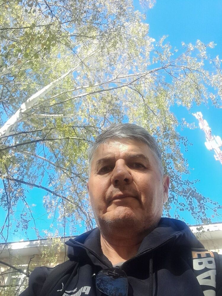  46179285  , 62 ,    