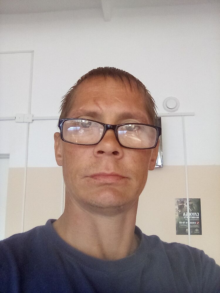  44985605  , 37 ,    
