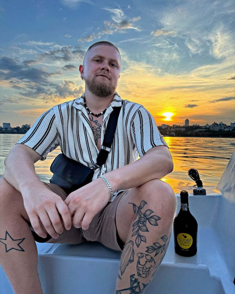  54415205  , 33 ,    -