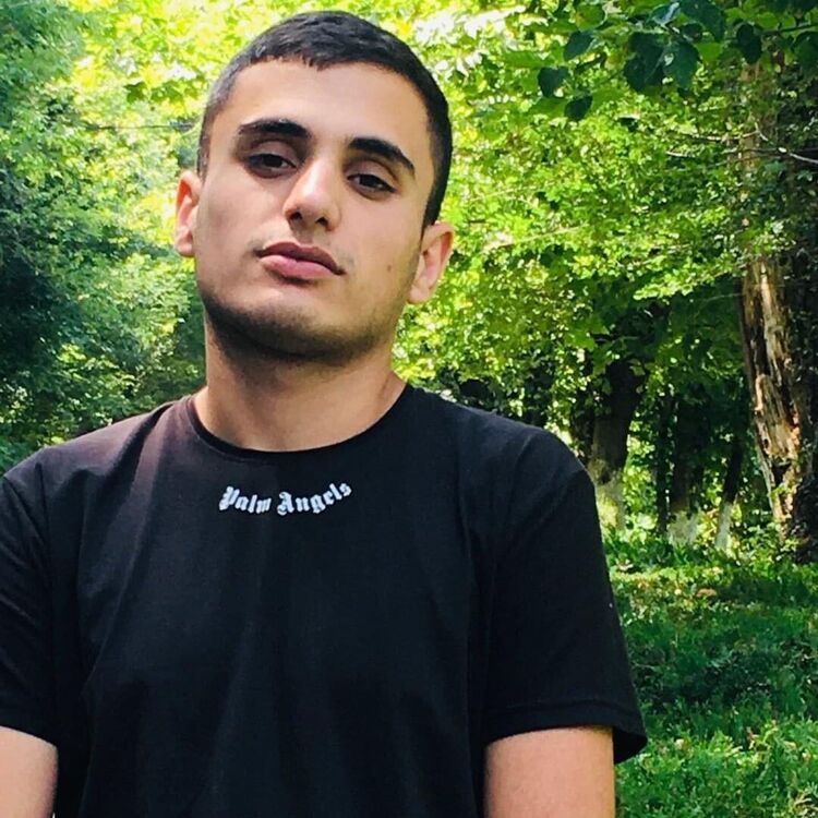 ���� 40927225 ����� Hrayr, 22 ����, ���� ���������� � ����������