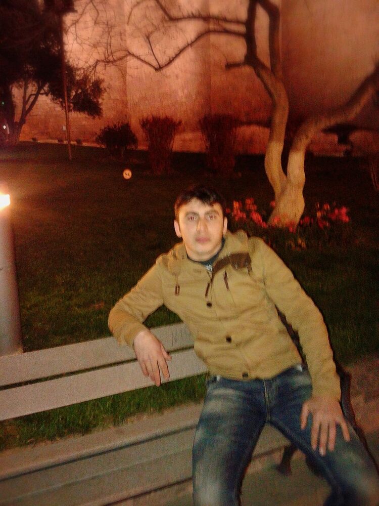  4243015  Elcin, 34 ,    