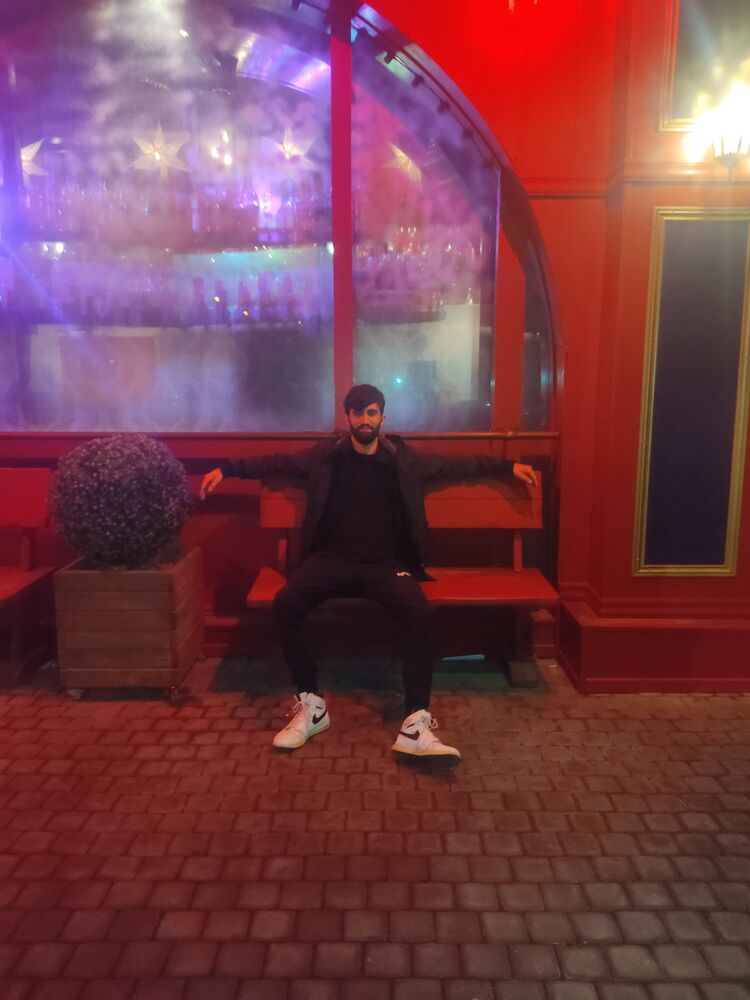  31743635  , 30 ,    -