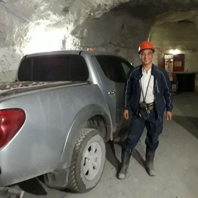  44389595  , 37 ,    