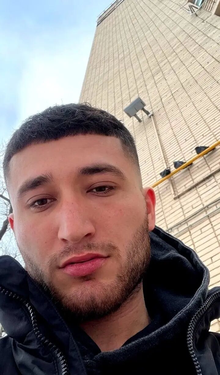 53377145  , 28 ,    