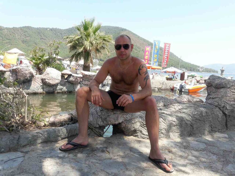  9965505  Taras, 45 ,    