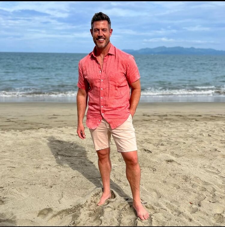  ,   Darrin mark, 45 ,   c 