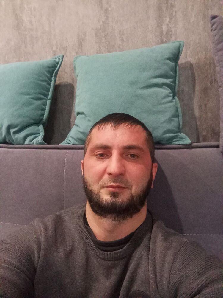  48661305  , 38 ,    