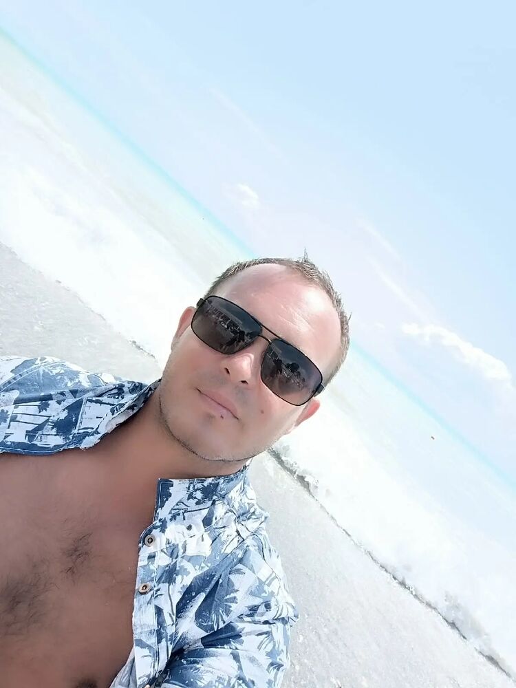  34156865  PsiAis, 33 ,    