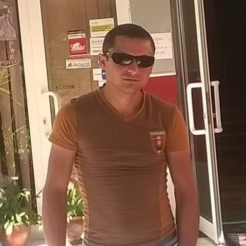  ,   Tudor, 39 ,   ,   , c 