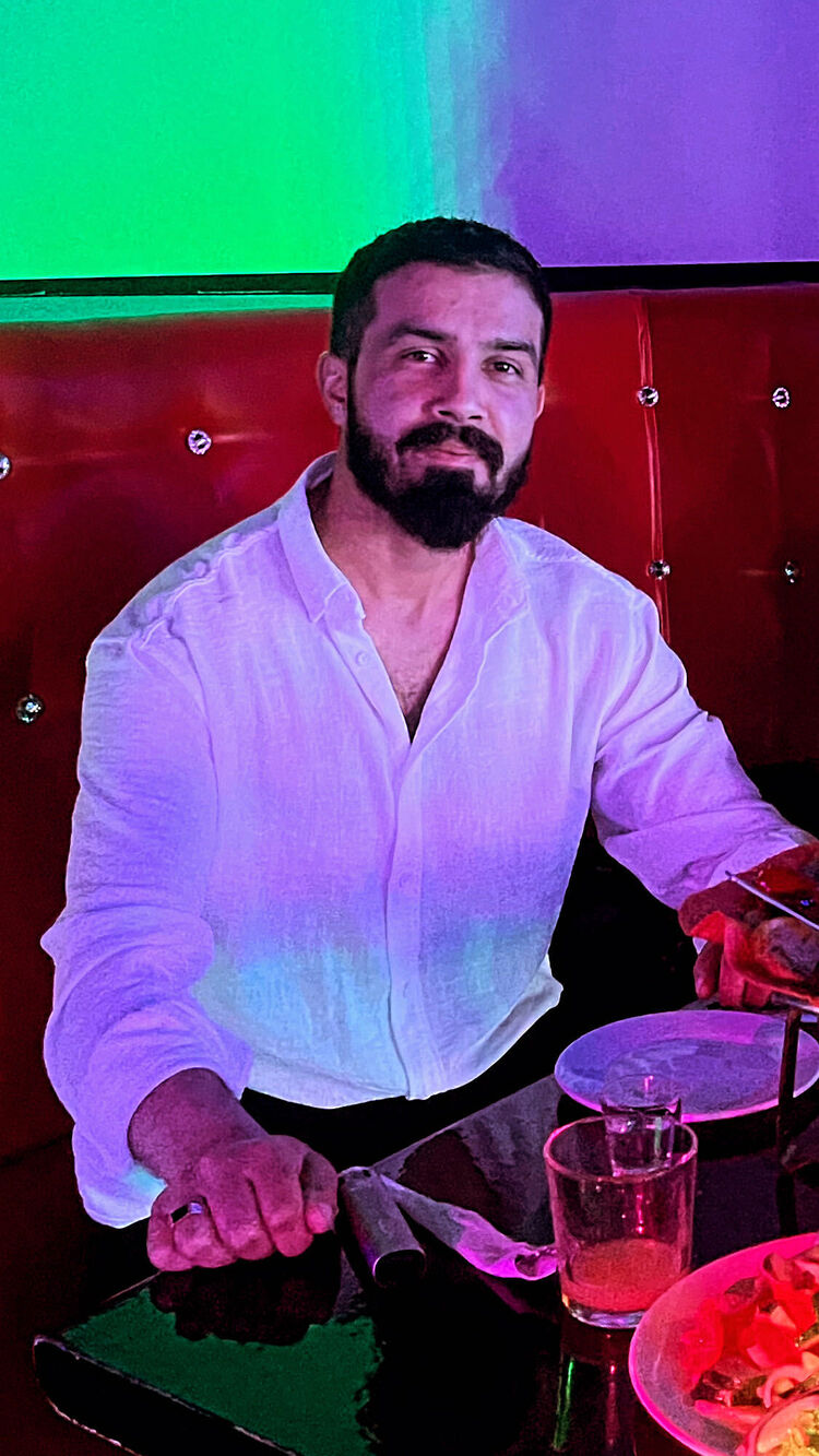 43387795  Nurlan, 33 ,    