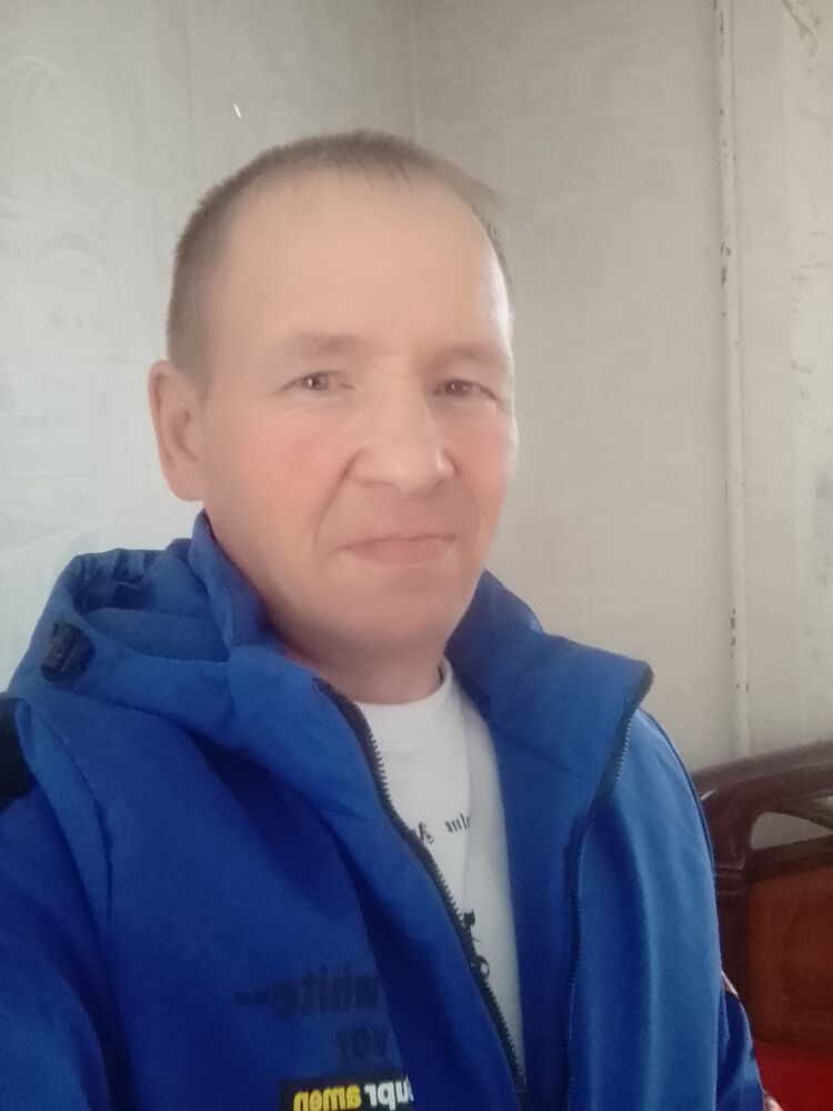  47704465  Andrey, 51 ,    