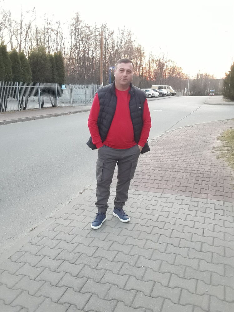  25791735  Romani, 44 ,    Dabrowa Gornicza
