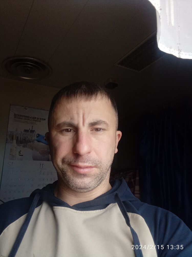  41292755  , 40 ,    