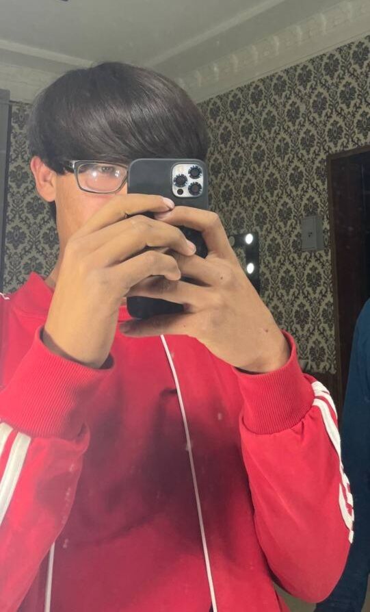  41963675  Xojiakbar, 21 ,    