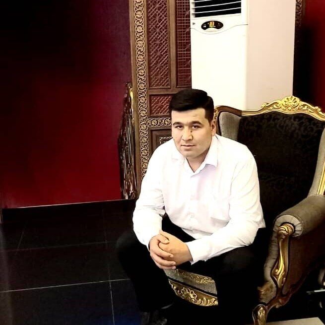  ,   Bek, 28 ,   ,   