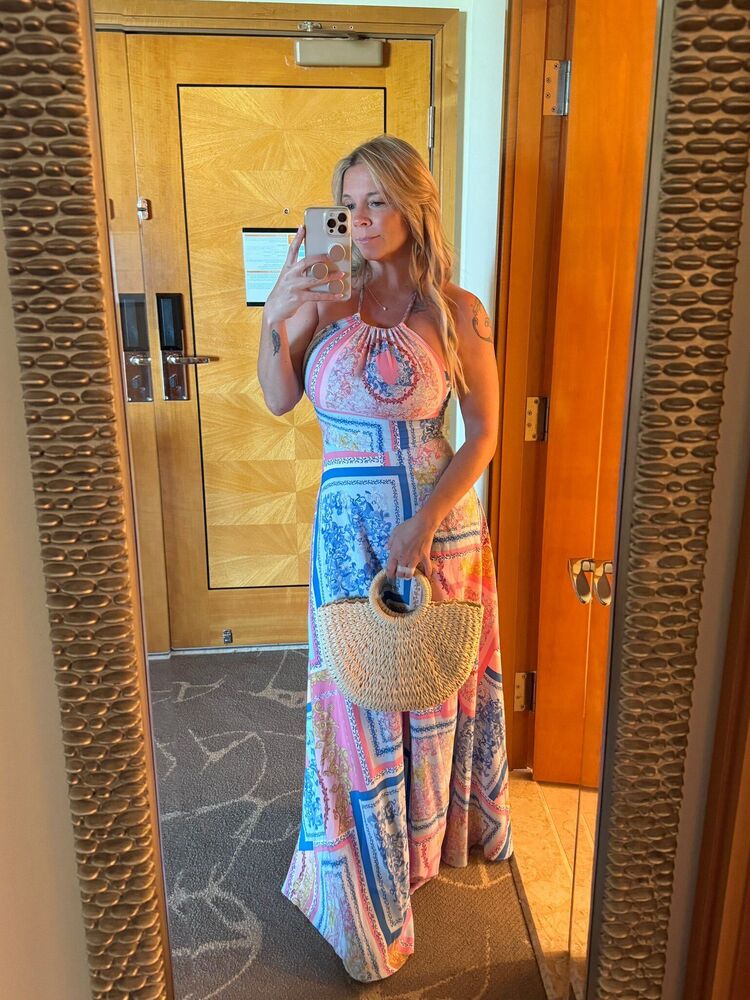  ,   Sophie, 26 ,   ,   