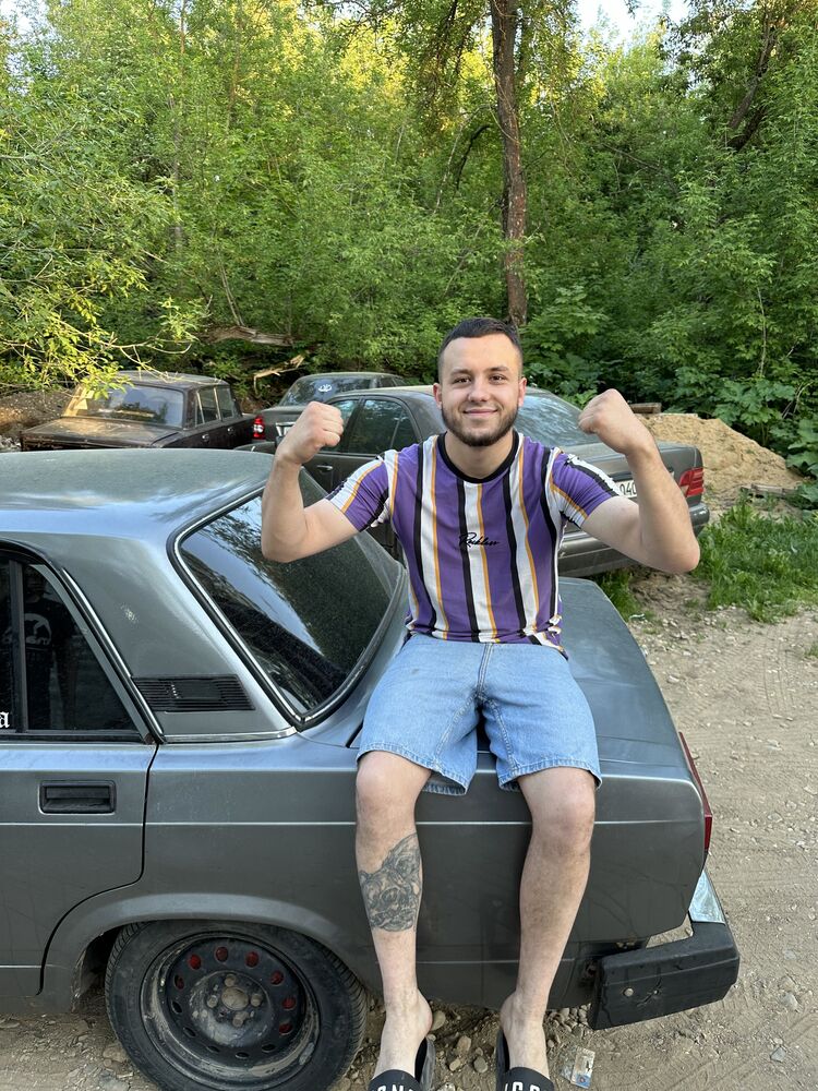  46603265  , 27 ,    