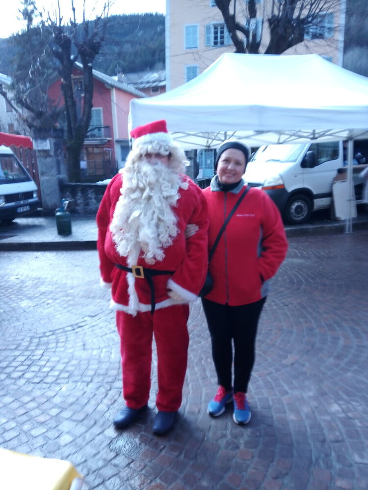  ,   Lili, 53 ,   ,   , c 