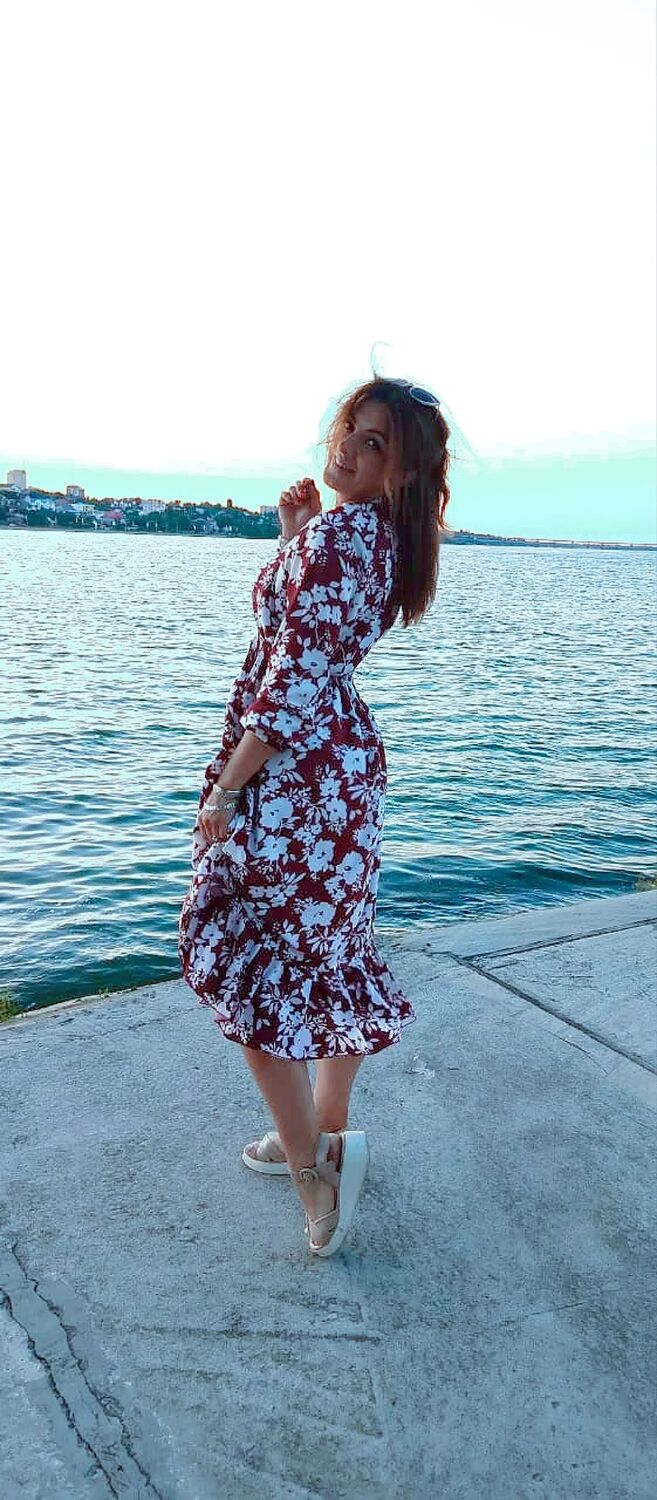  51662925  Innelya, 36 ,    