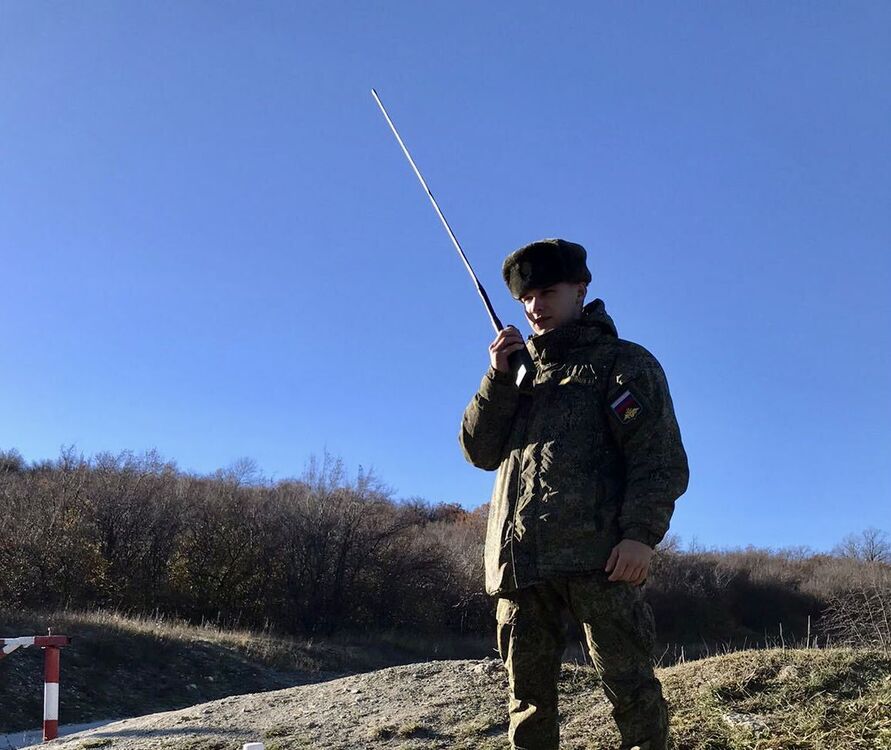  30663535  , 25 ,    