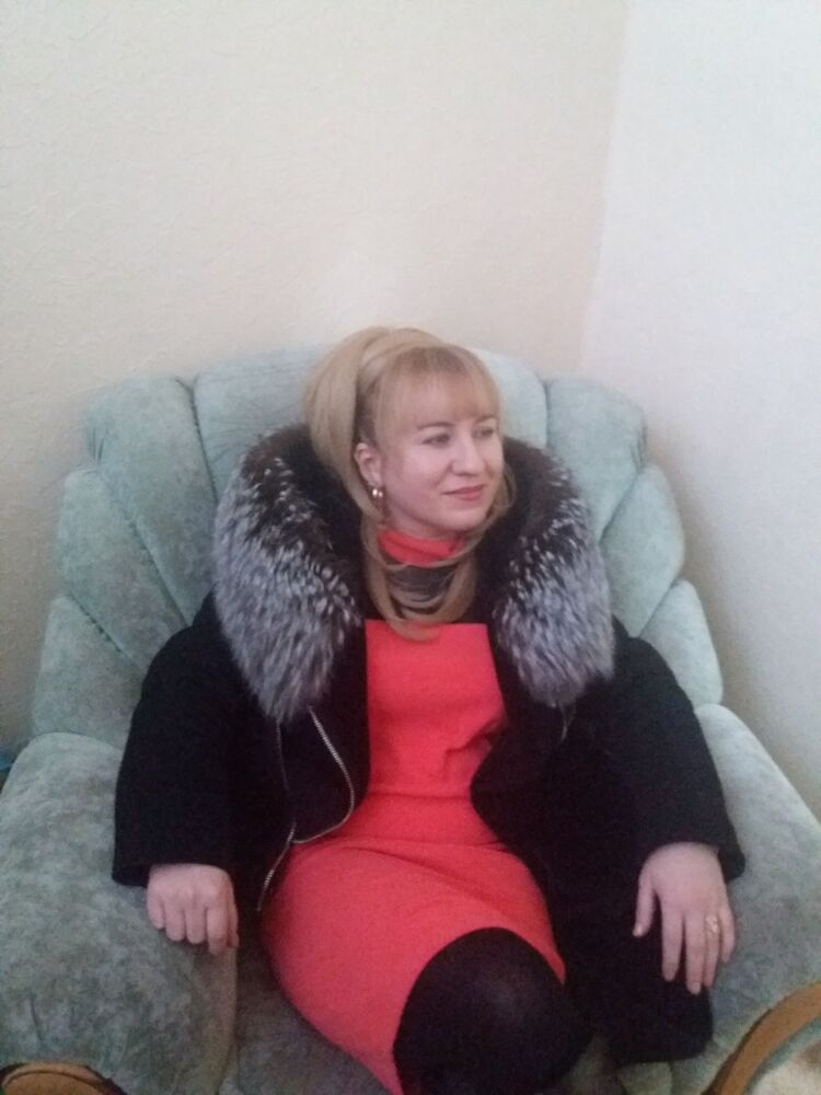  Homberg,   Oksana, 42 ,   ,   , c 