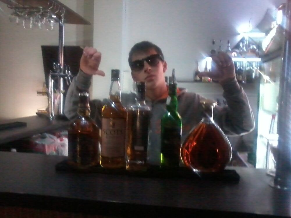  6149855  Lacosta, 30 ,    