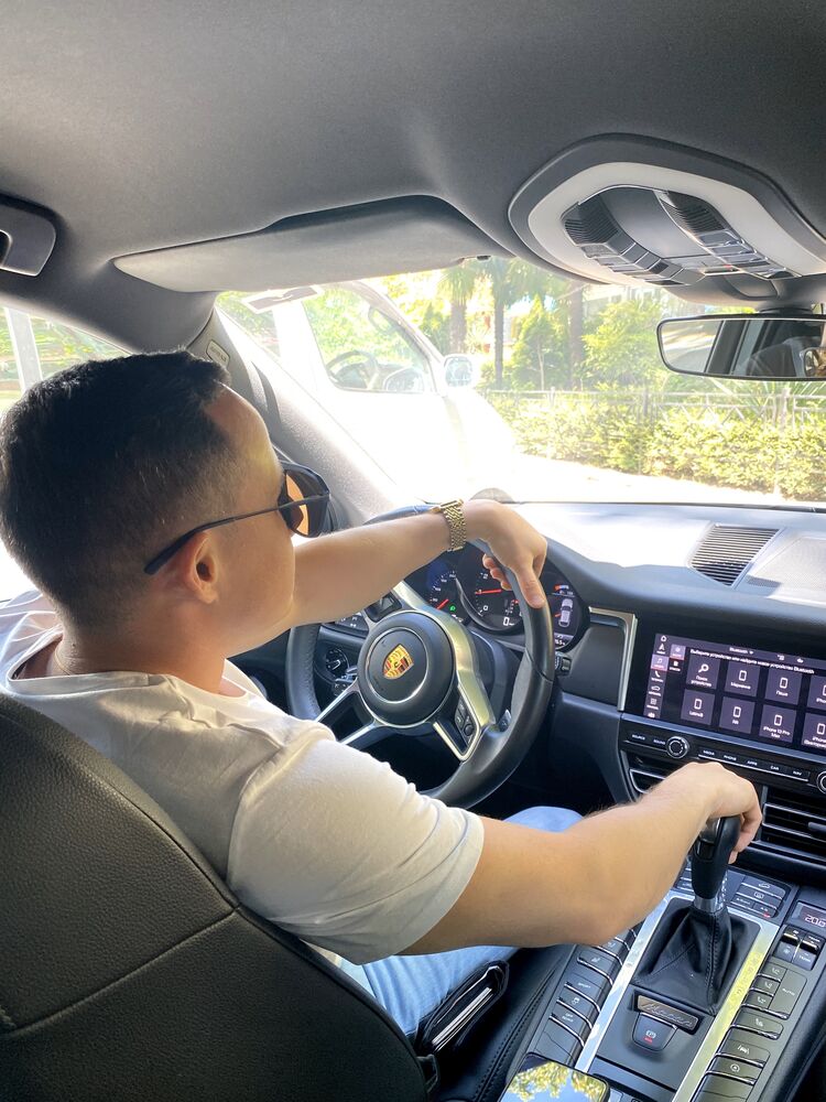  27557895  Rustam, 39 ,    