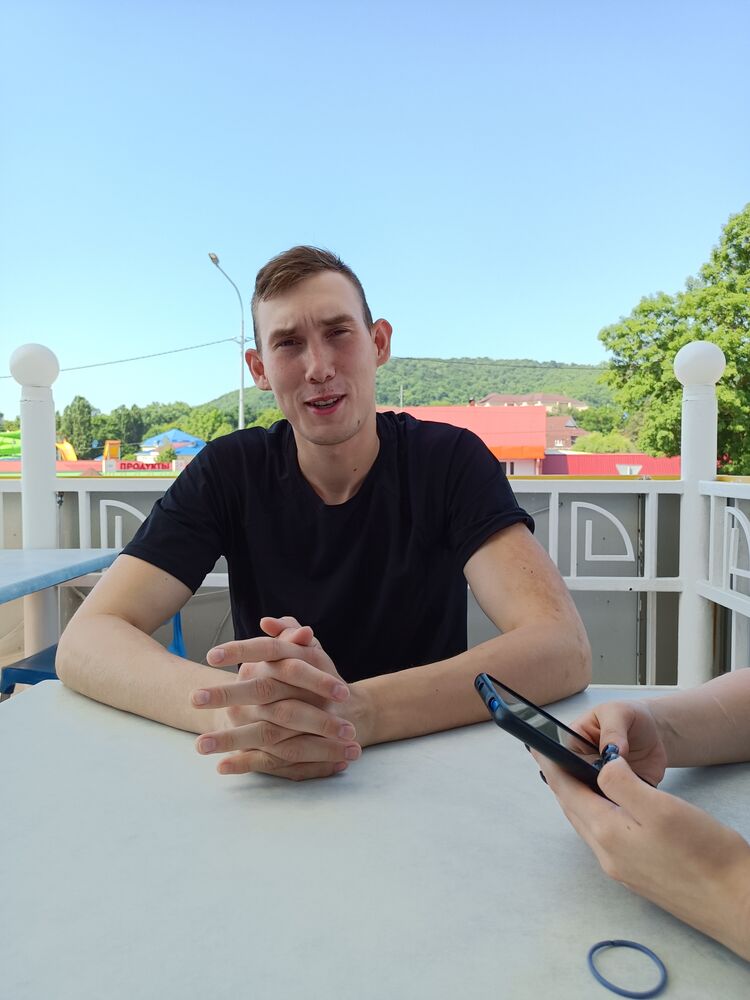  ,   Petr, 25 ,   ,   