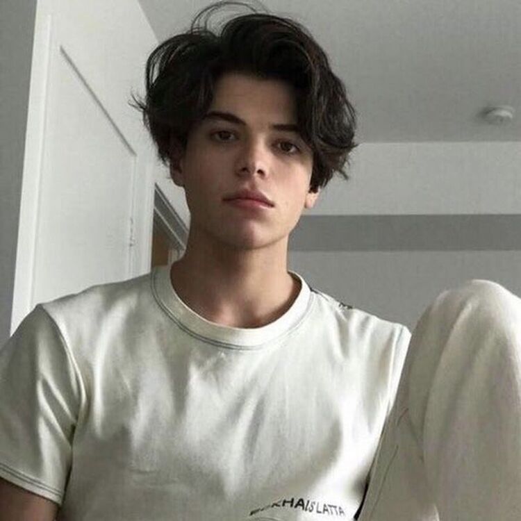  37800015  Yusuf, 22 ,    