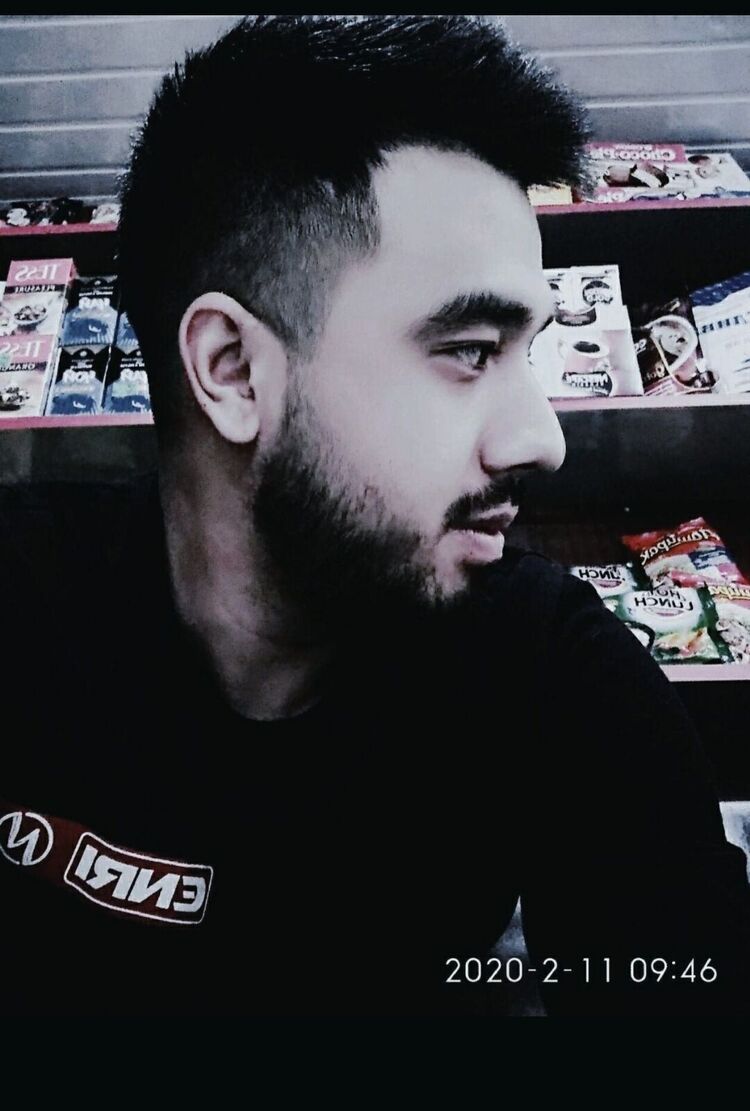  Loja,   M_C, 29 ,   ,   
